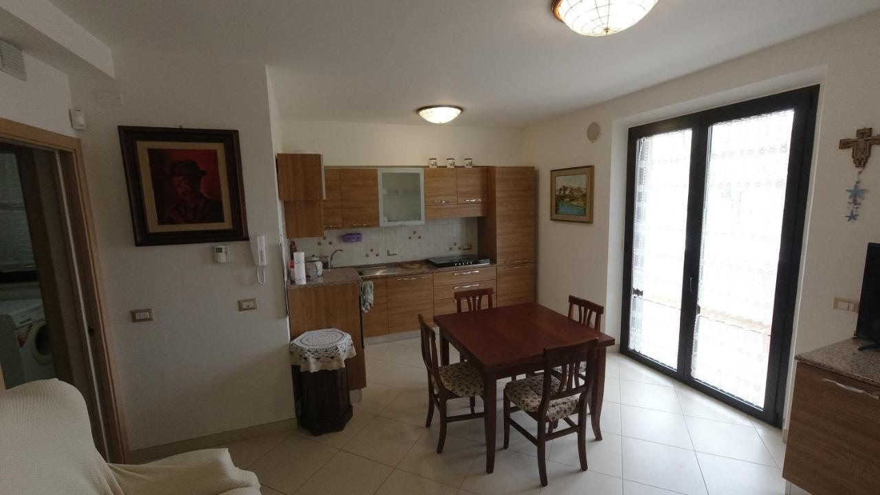 Appartamento Vicino Al Mare มาร็อตตา ภายนอก รูปภาพ