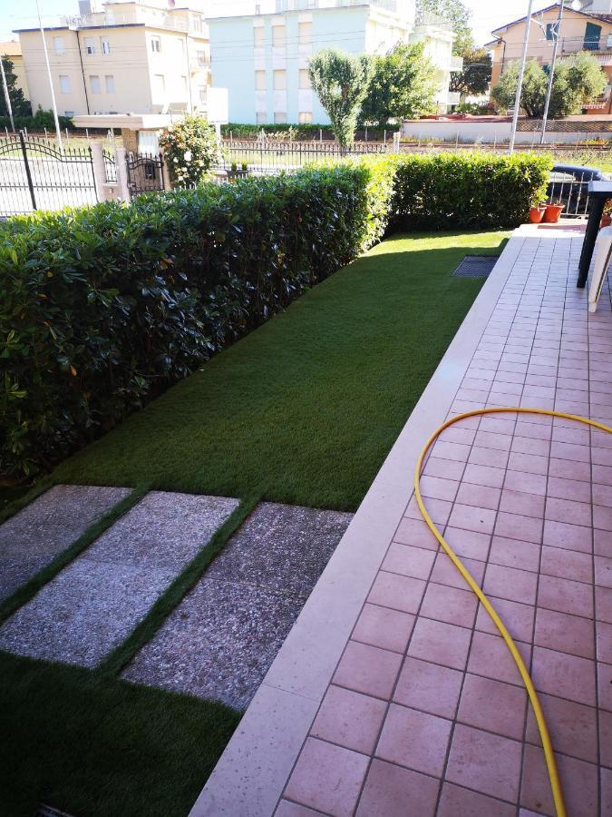 Appartamento Vicino Al Mare มาร็อตตา ภายนอก รูปภาพ